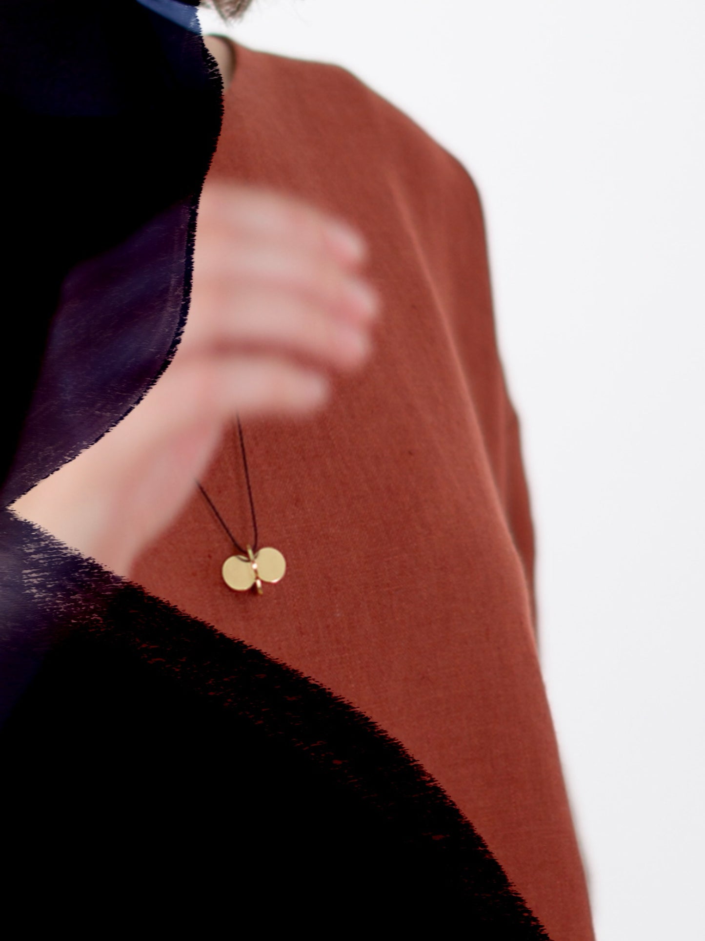 Orbit pendant by itta (13mm)